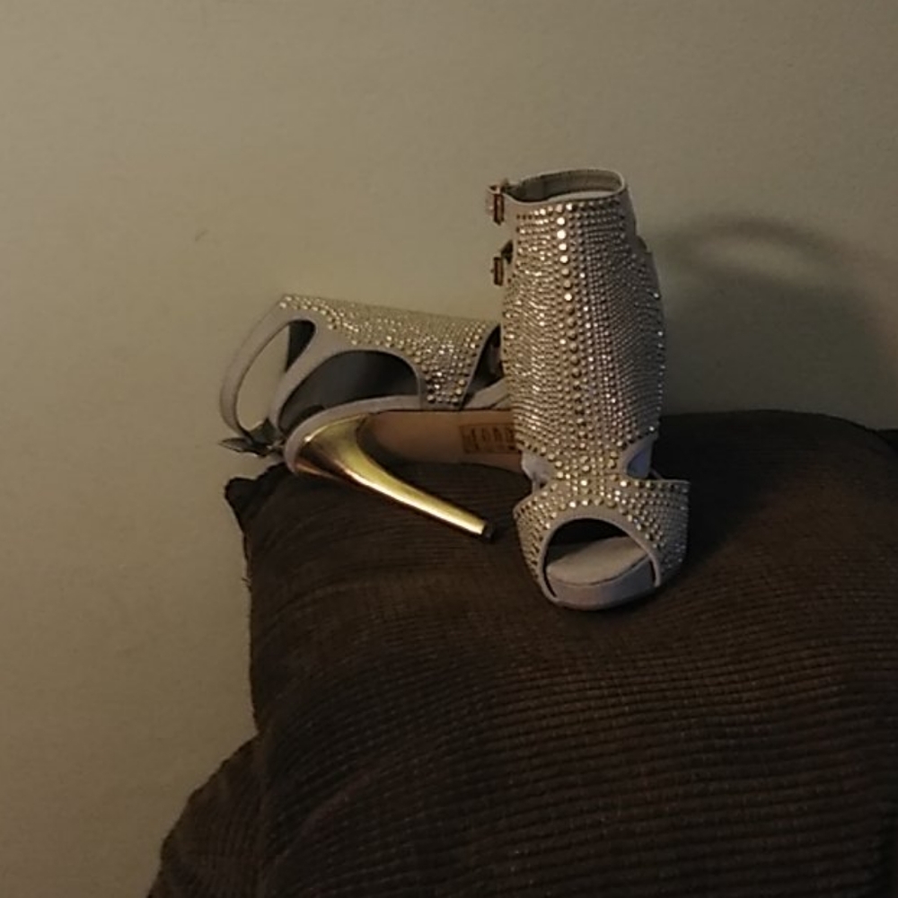 Booties - Picture 3 of 4